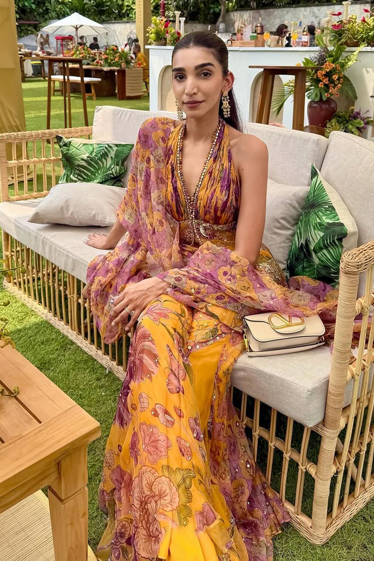 Juhi Godambe in Farhana