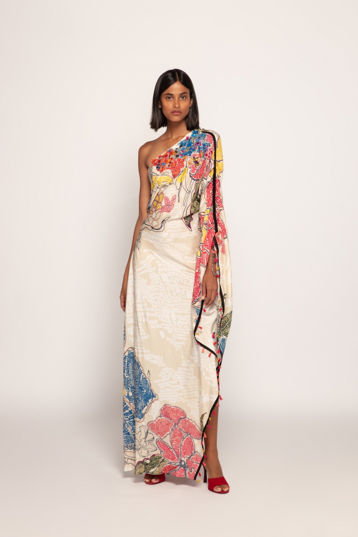 Periwinkle bandhani Print Asymmetric Kaftan With Side Slit And Hand