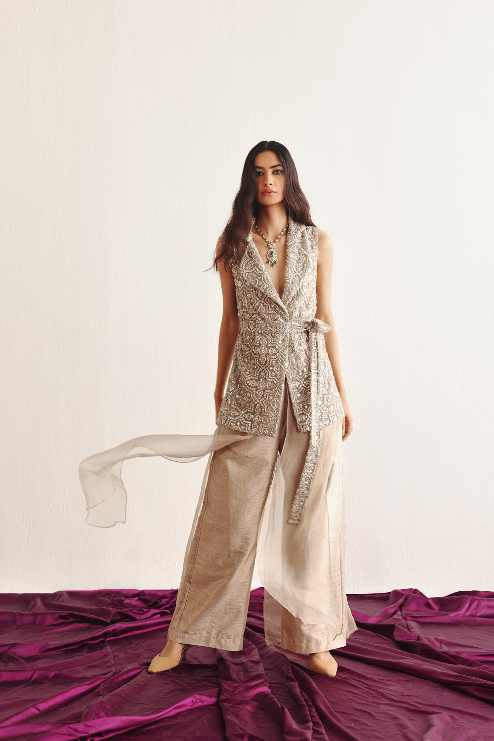 Sleeveless Blazer With Double Layered Palazzo