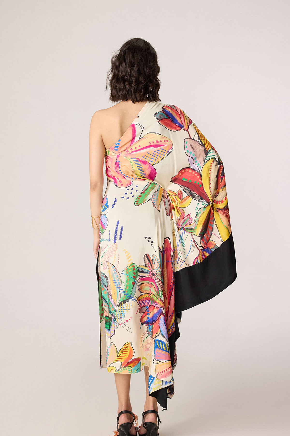 Tira Kaftan