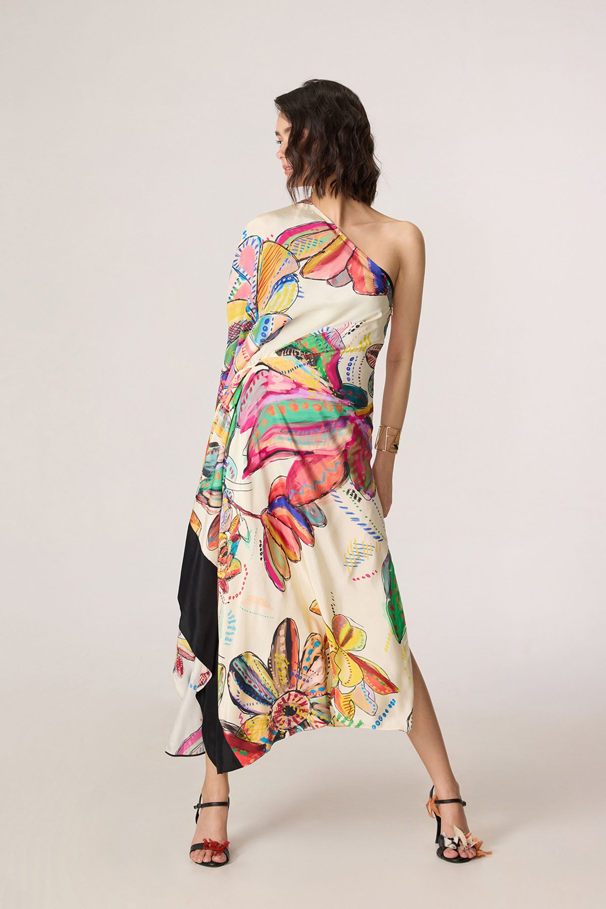 Tira Kaftan