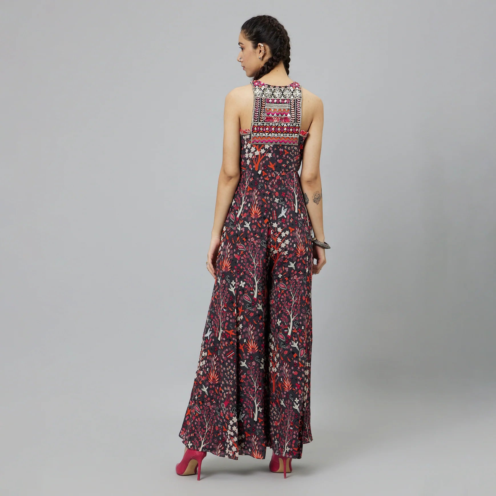 CONCRETE JUNGLE PRINT PRINT YOKE STYLE JUMPSUIT