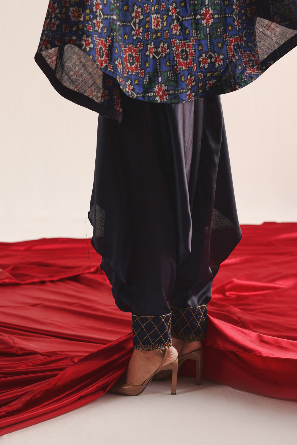 Patola Marodiwork Cape with Harem Dhoti Pants Set