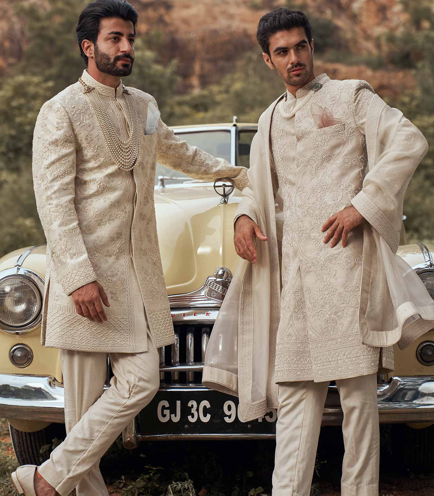 PEARL HIGHLIGHT SHERWANI SET