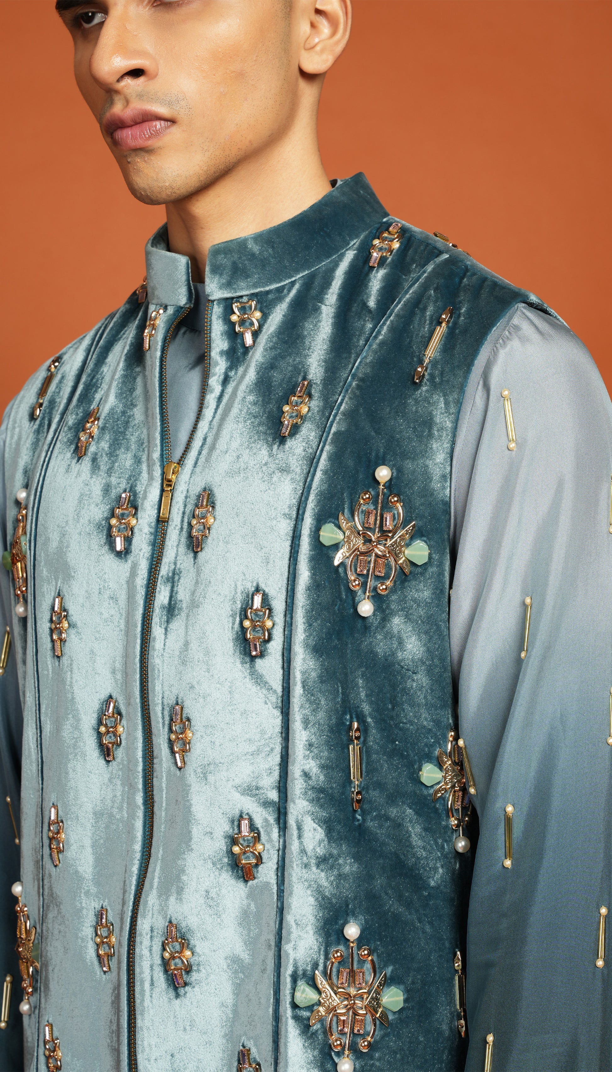 NOAH BLUE VEST JACKET SET