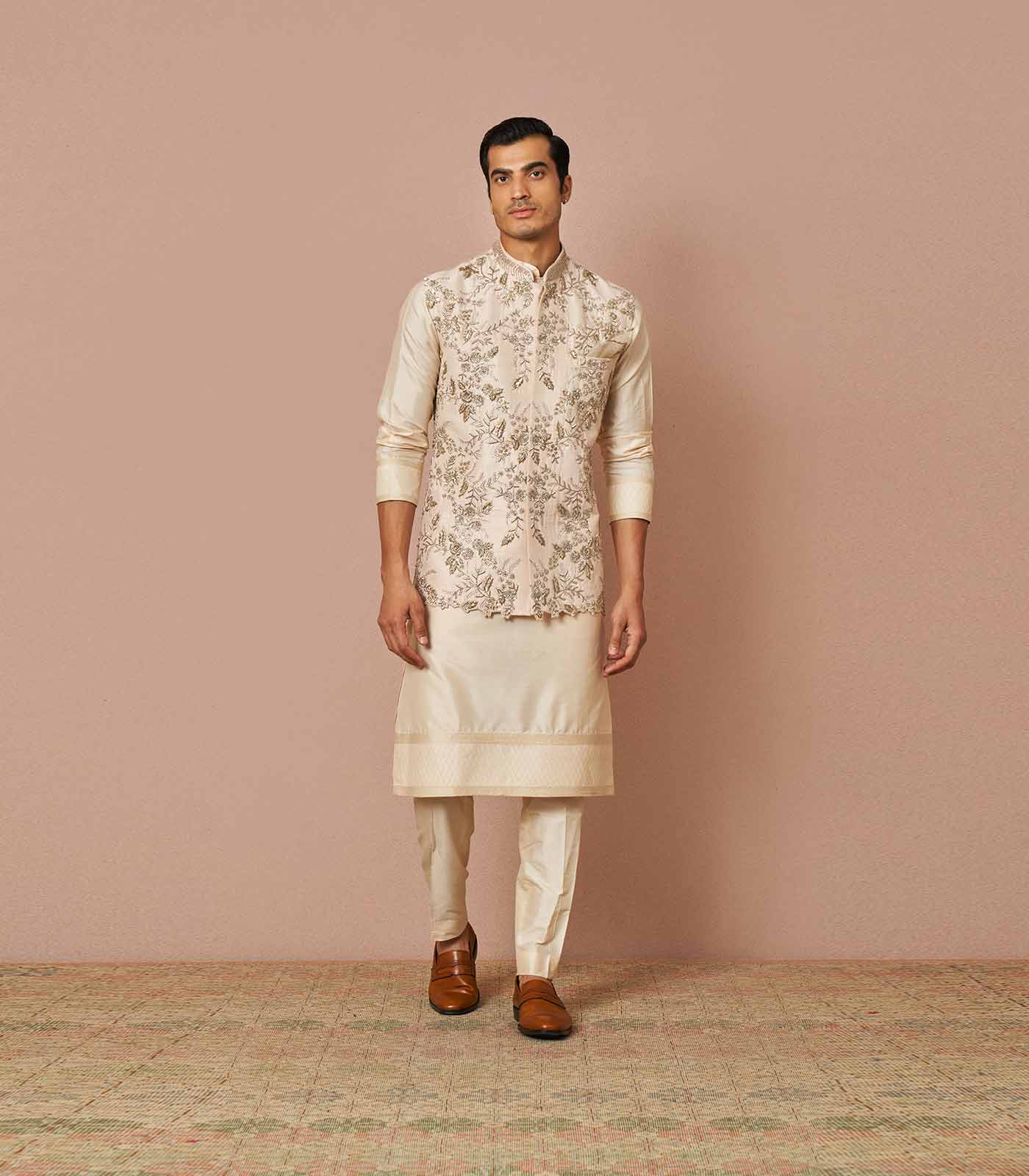 IVORY DALIUS RASWILK EMBROIDERED BANDI KURTA SET