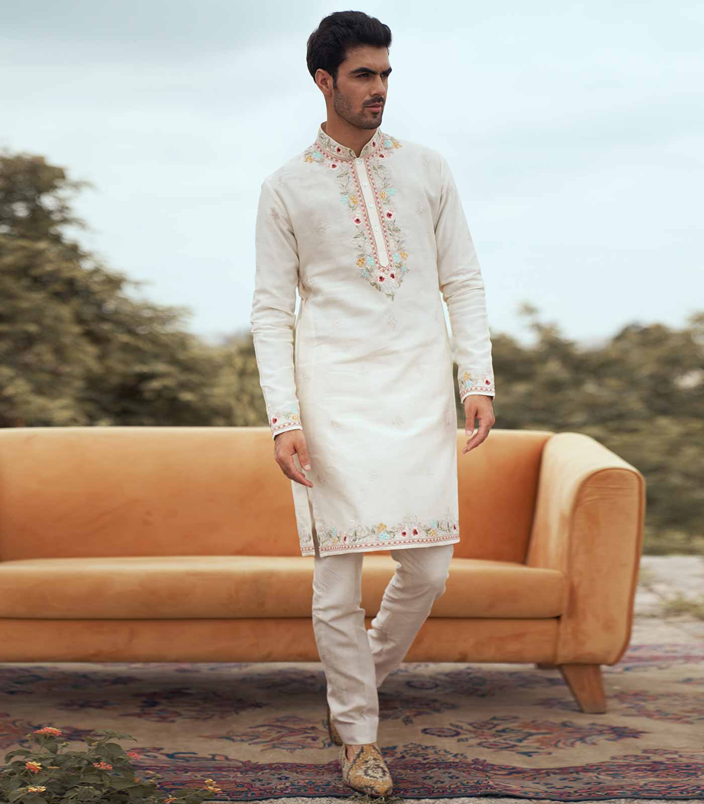 IVORY EMB KURTA SET