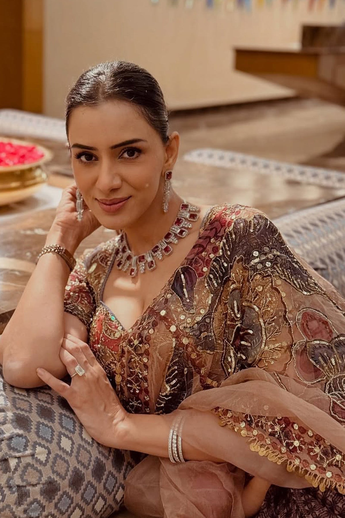Smriti Khanna in Hana