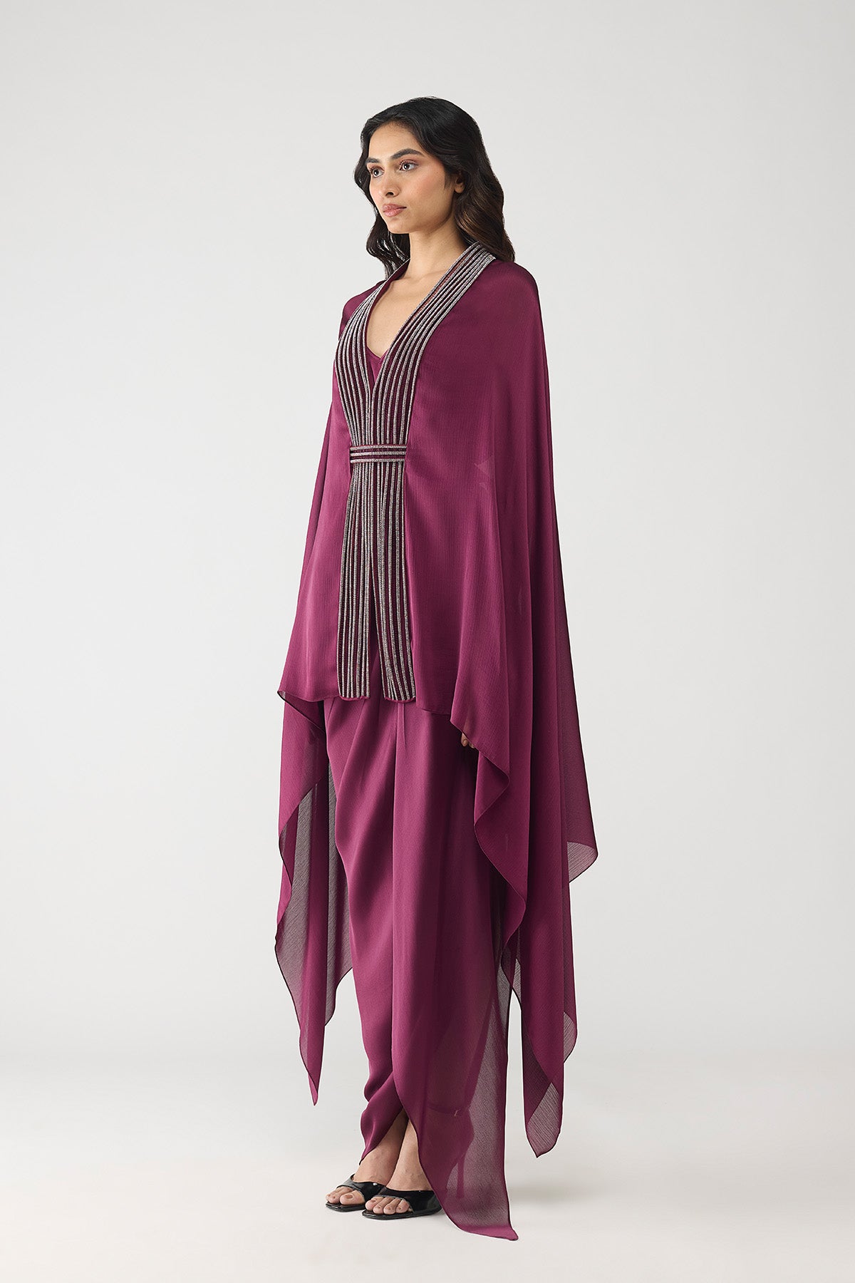 Structured Crystalvein Cape Set
