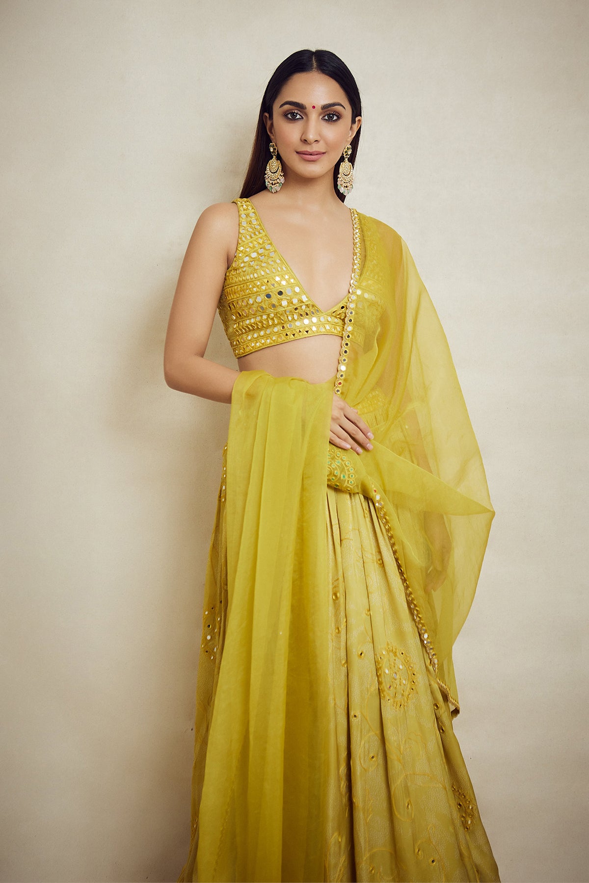 Kiara Advani in Monika Nidhii