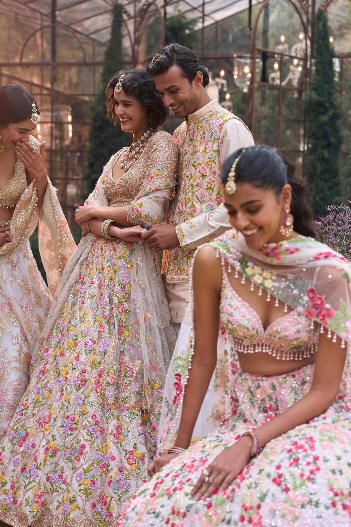 Multi-Coloured Floral Bundi Set