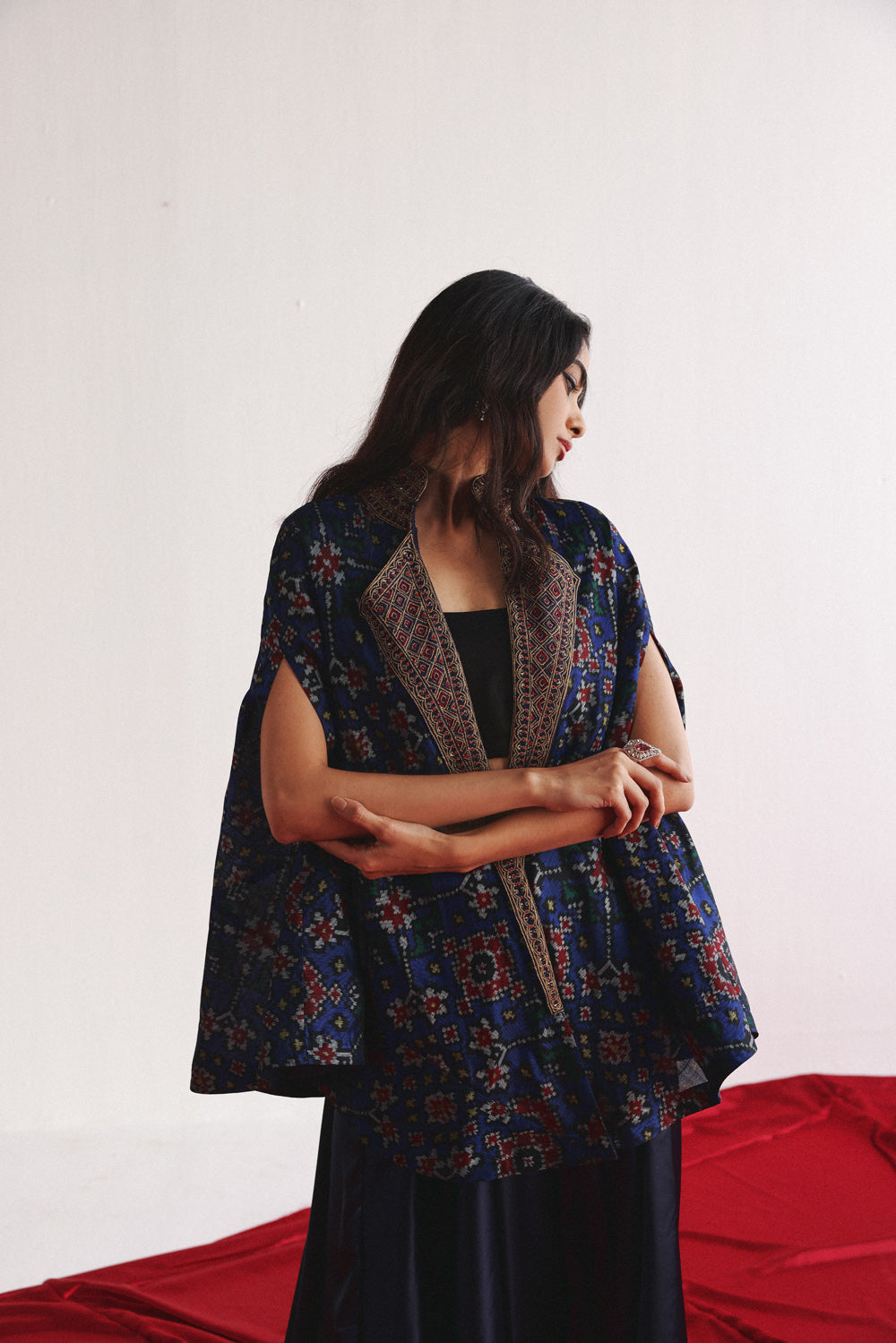 Patola Marodiwork Cape with Harem Dhoti Pants Set