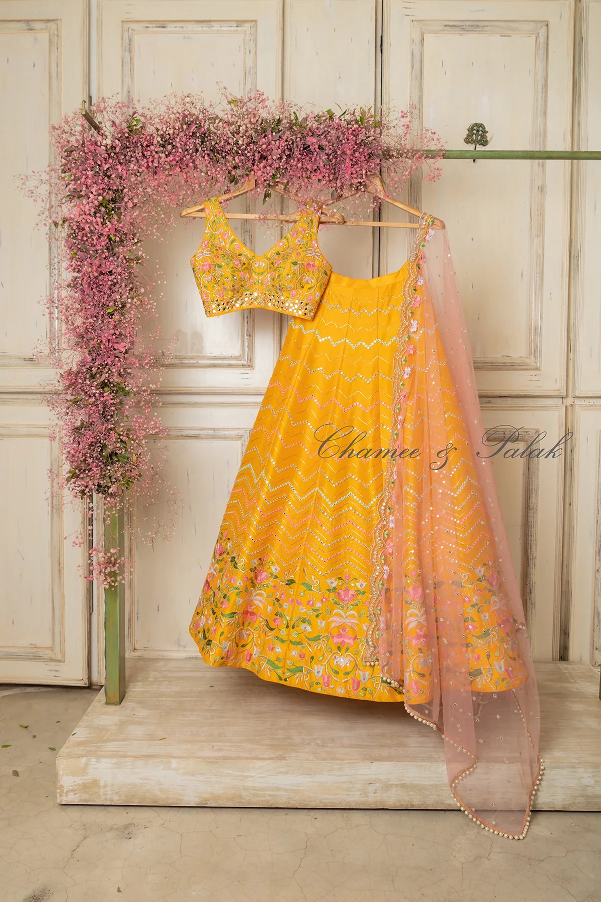 HONEY YELLOW TULIP NOORJA