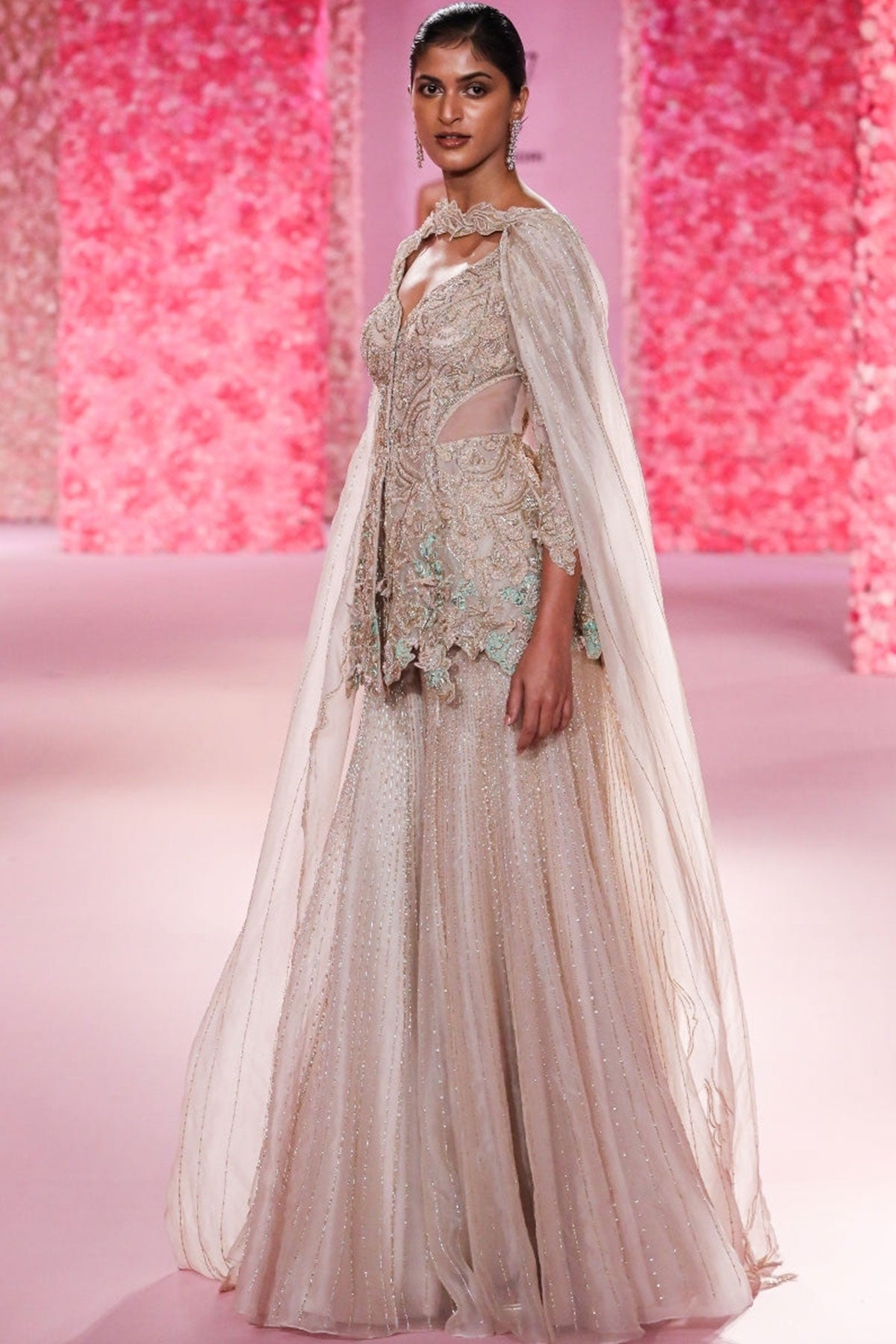 "Noemi" Kurta and Sharara set