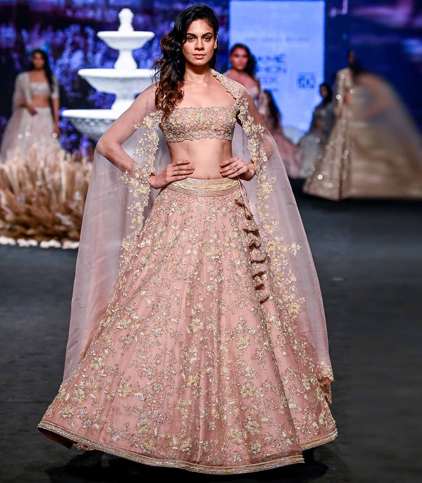 ROSETTE LEHENGA