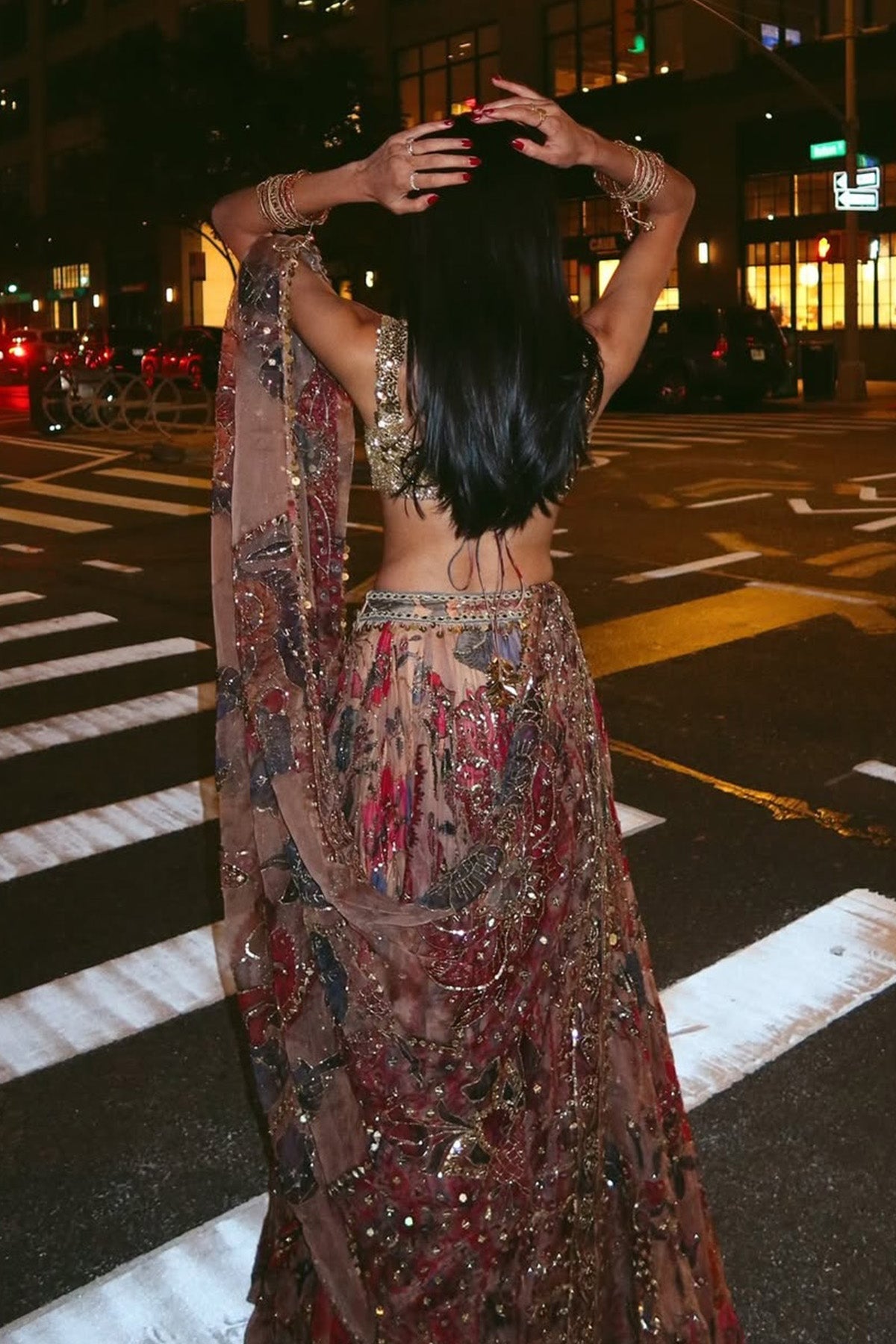 Ashna Grey in Suha