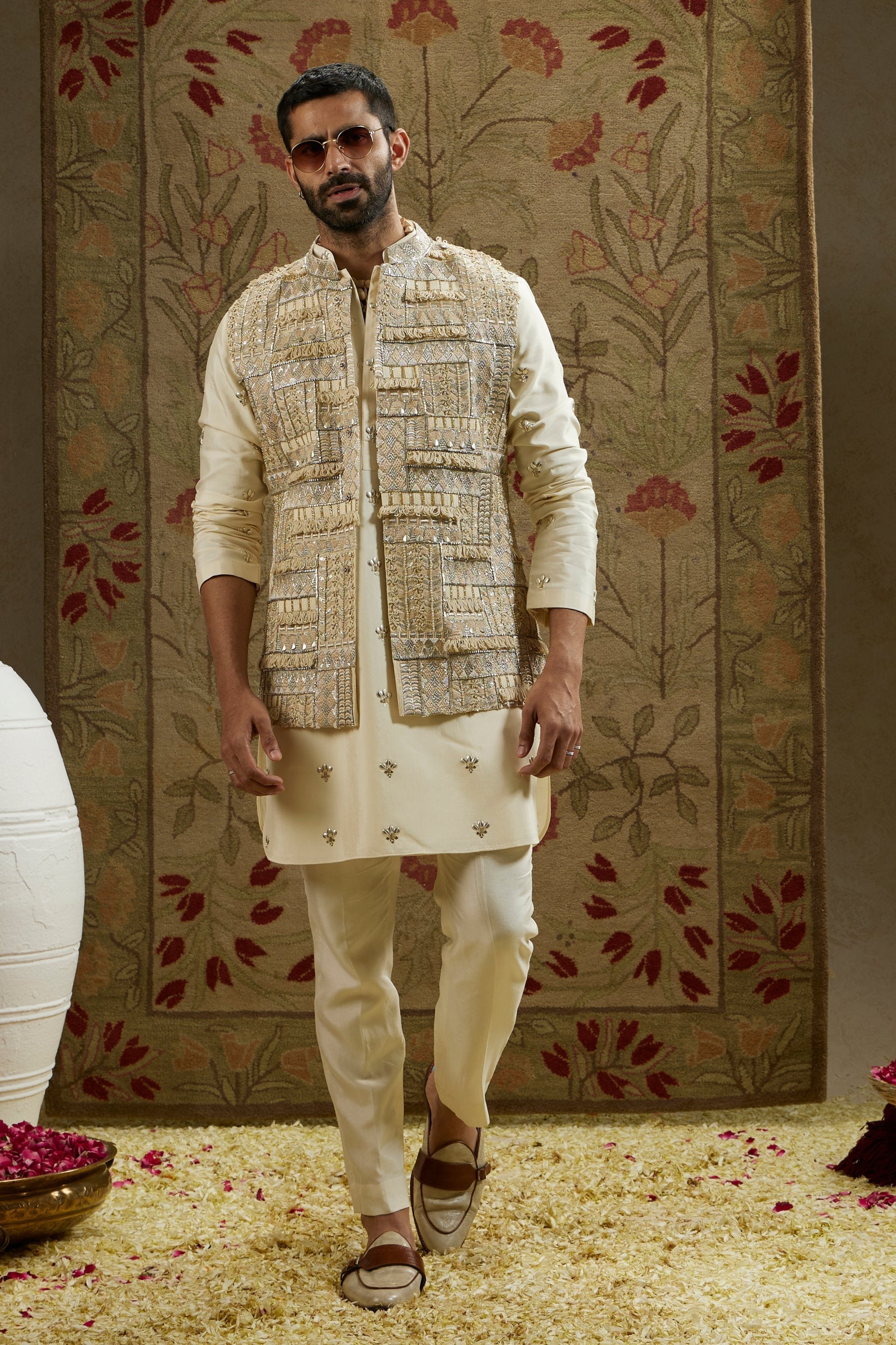 HEAVILY EMBELLISHED BUNDI