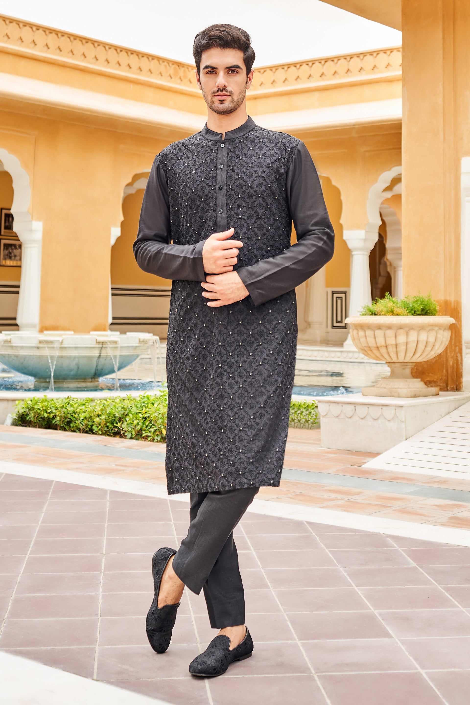 AAVYAN KURTA - BLACK