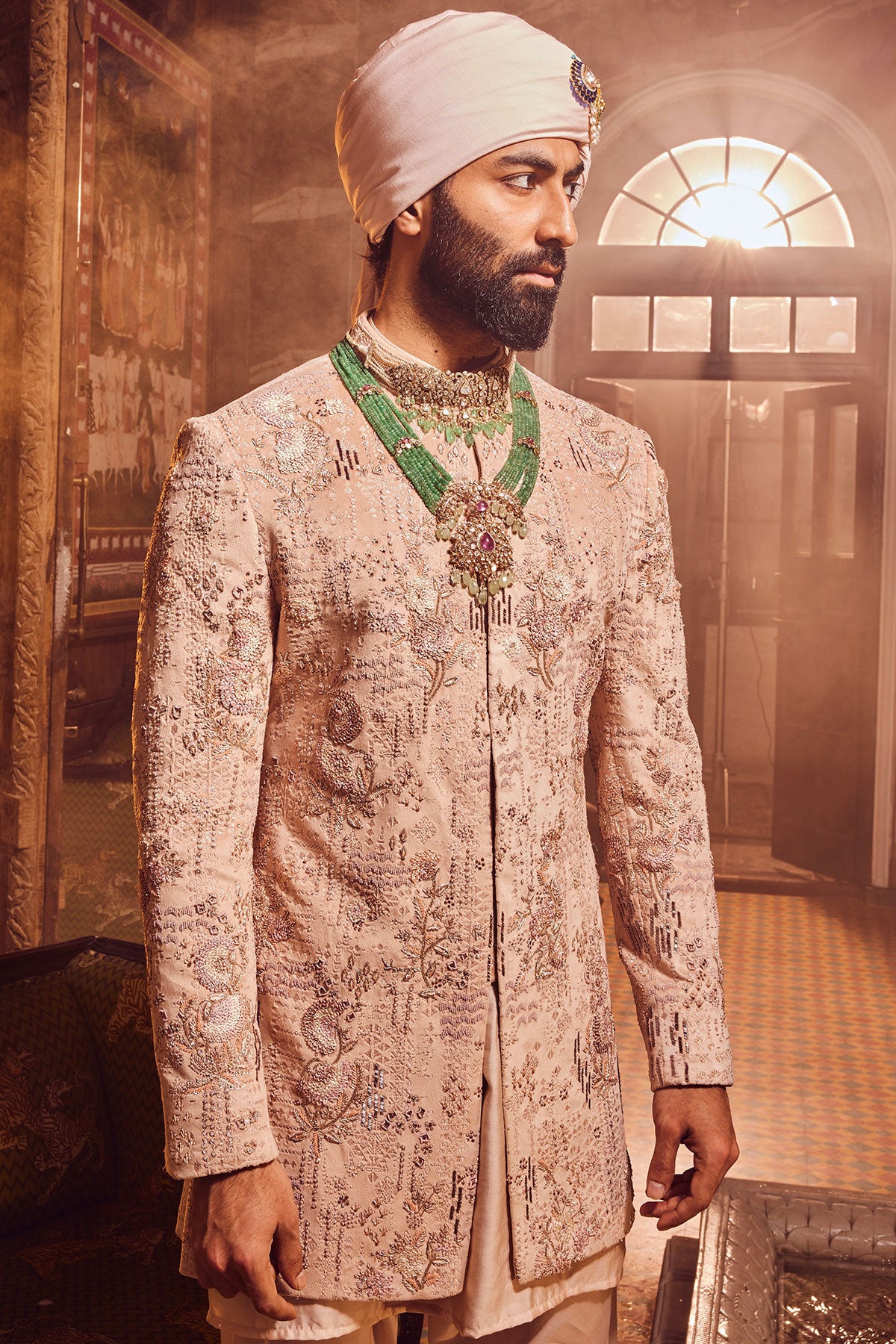 SALMON PINK VELVET
EMBROIDERED BANDHGALA