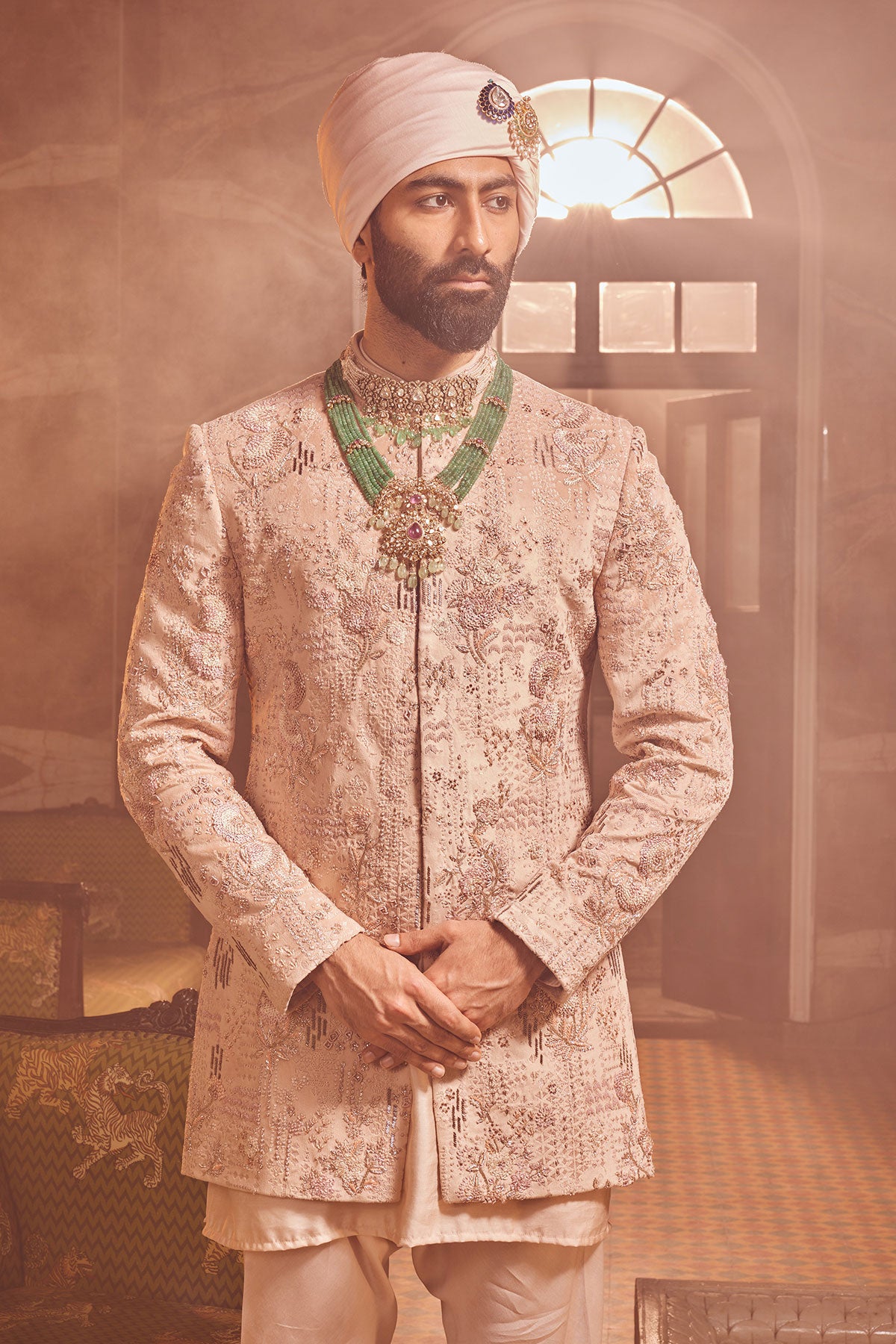 SALMON PINK VELVET
EMBROIDERED BANDHGALA