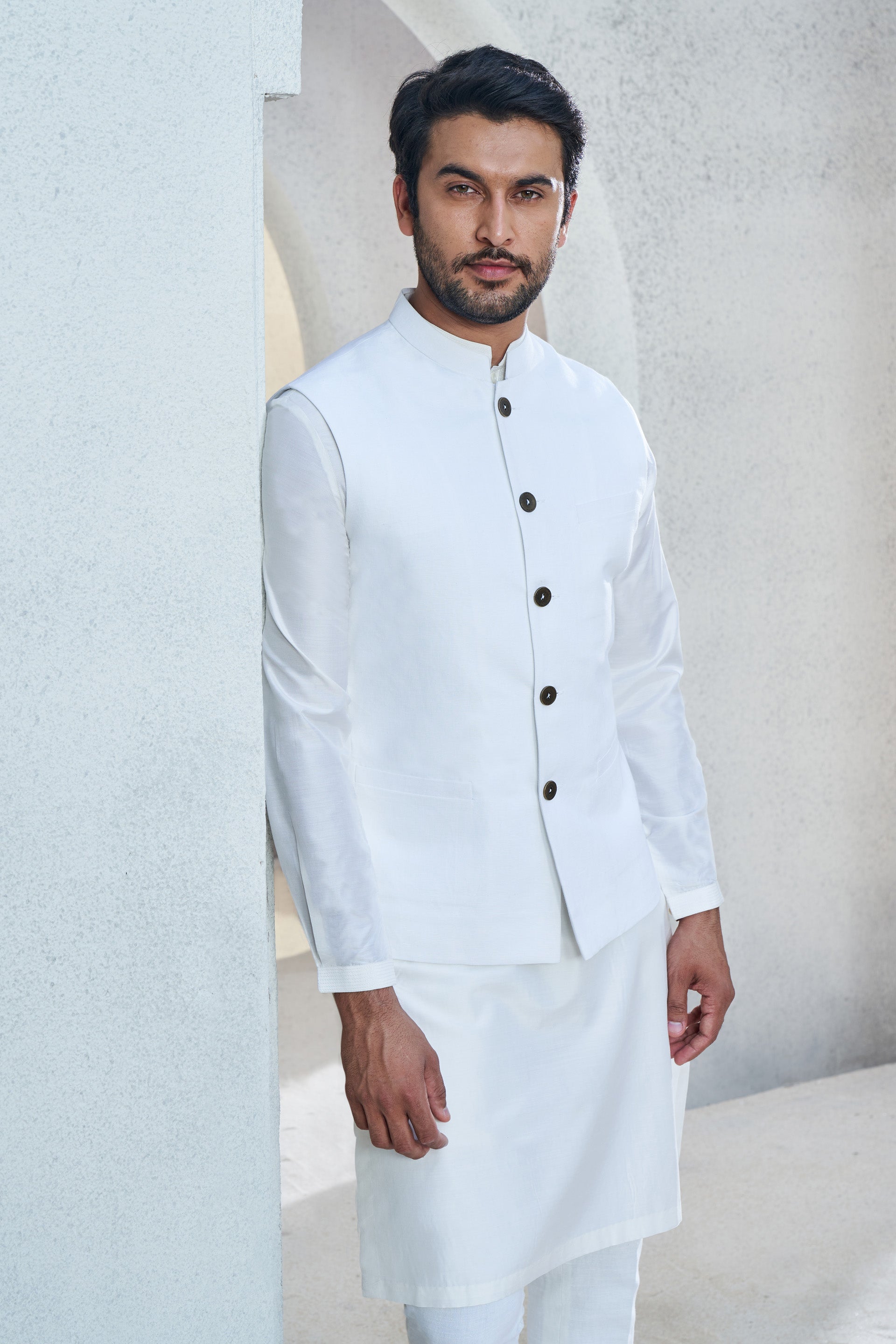 THE AKSHAJ BANDI-WHITE