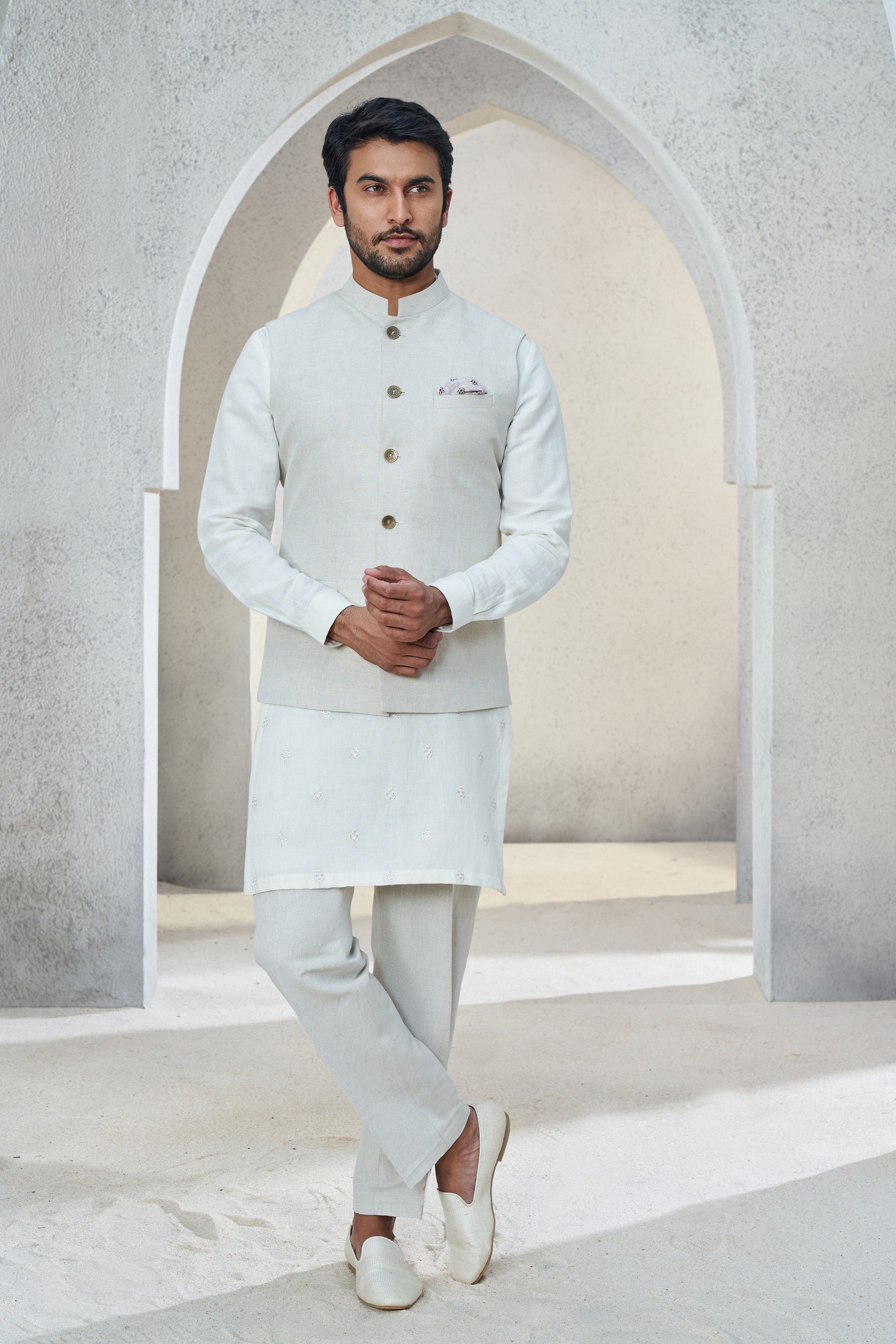 THE AKSHAJ BANDI-NATURAL