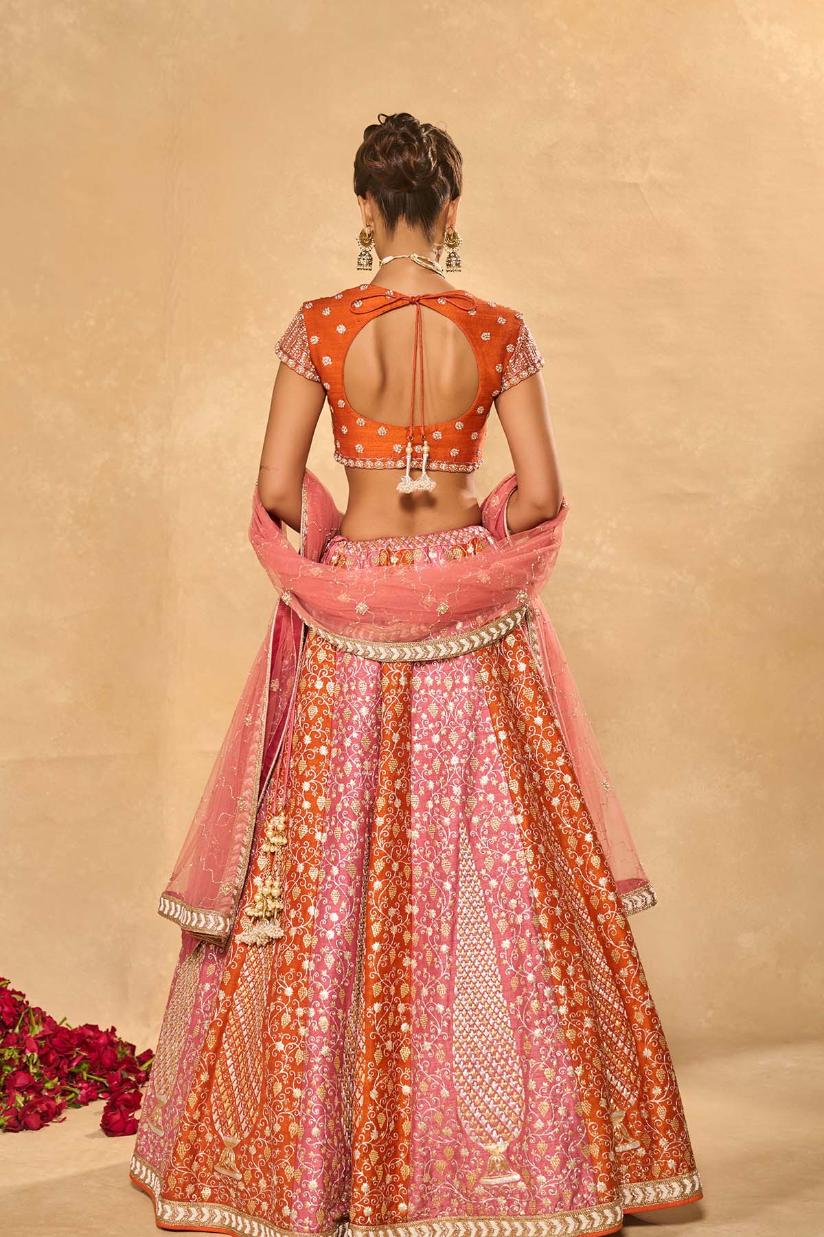Saba Lehenga