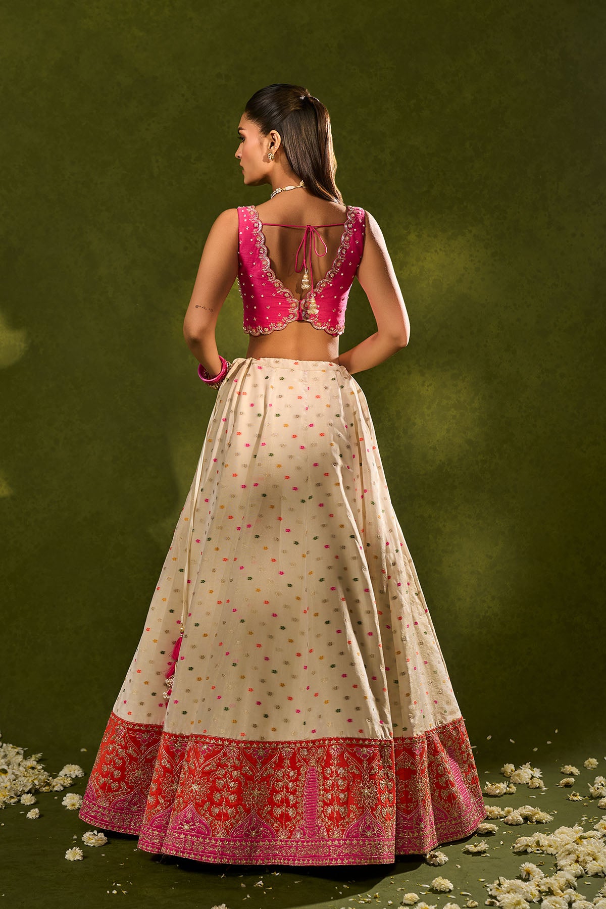 Anvi Lehenga