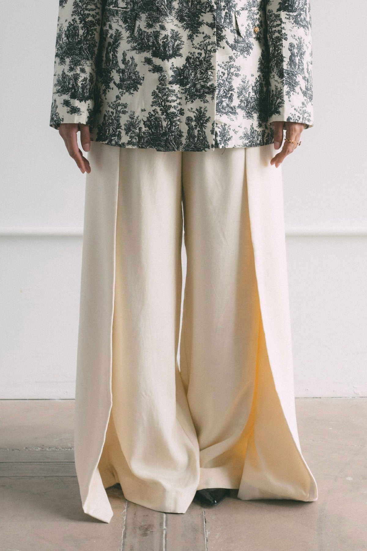 Creame Overlap Trousers