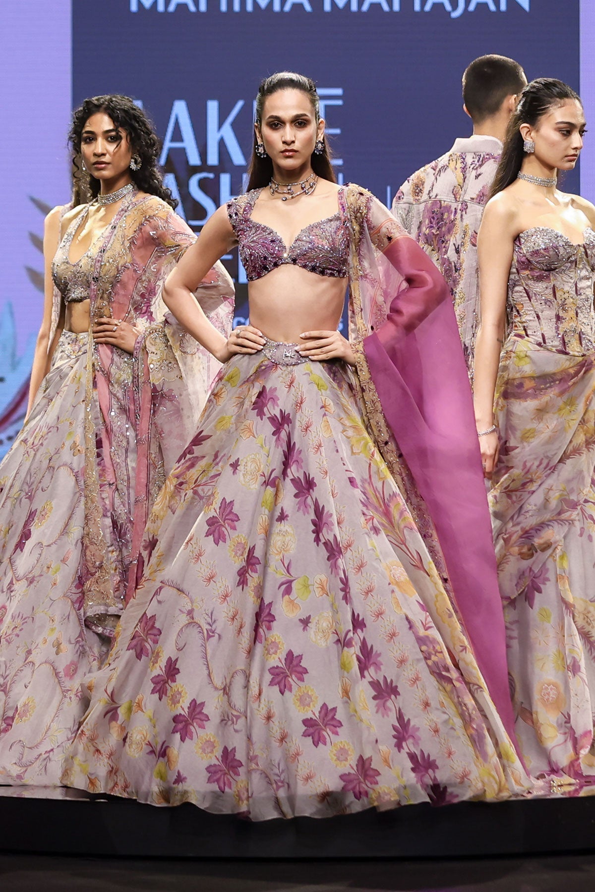 Layla - Ready To Ship