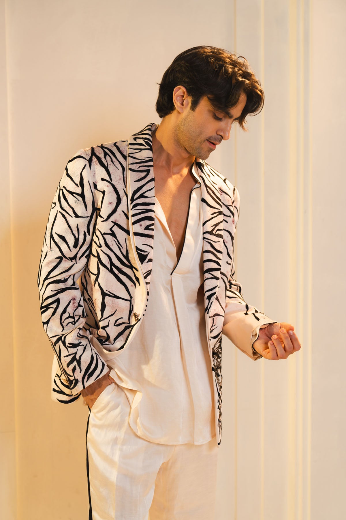 Concept Blazer With Hand Paint And Hand Embroidery. Paired With A Matching Kurta And Trousers.