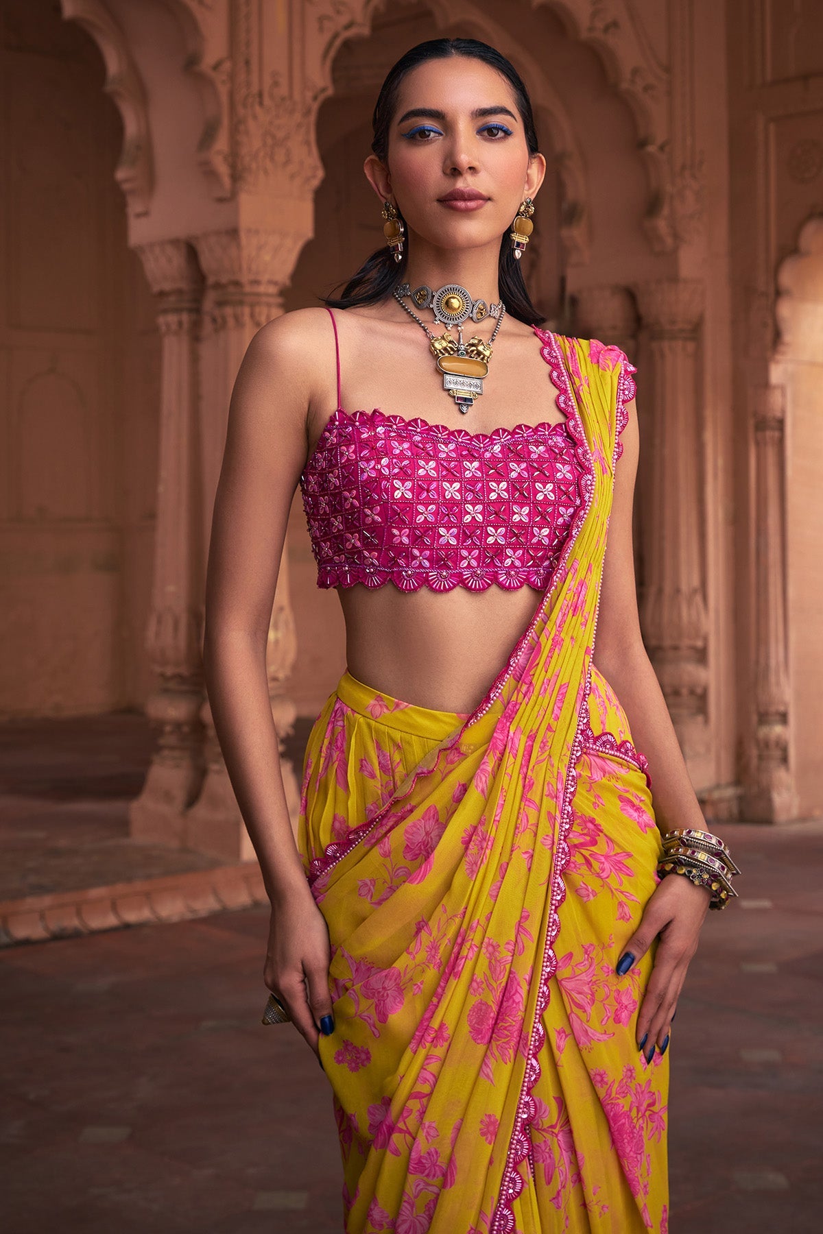 MANGO YELLOW FLORAL PRINT & HIGHLIGHTED SAREE SET