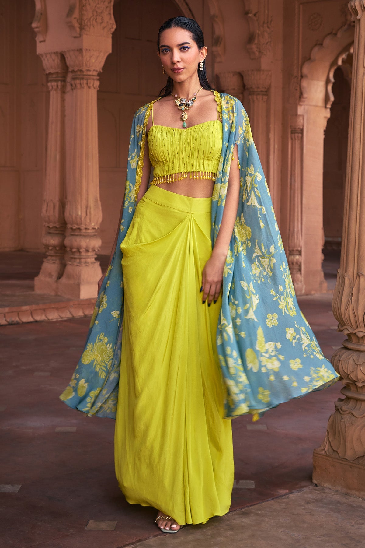 ICE BLUE FLORAL PRINT & HIGHLIGHTED CROP TOP SET