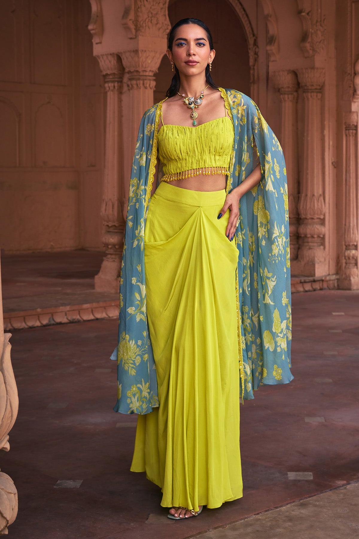 ICE BLUE FLORAL PRINT & HIGHLIGHTED CROP TOP SET