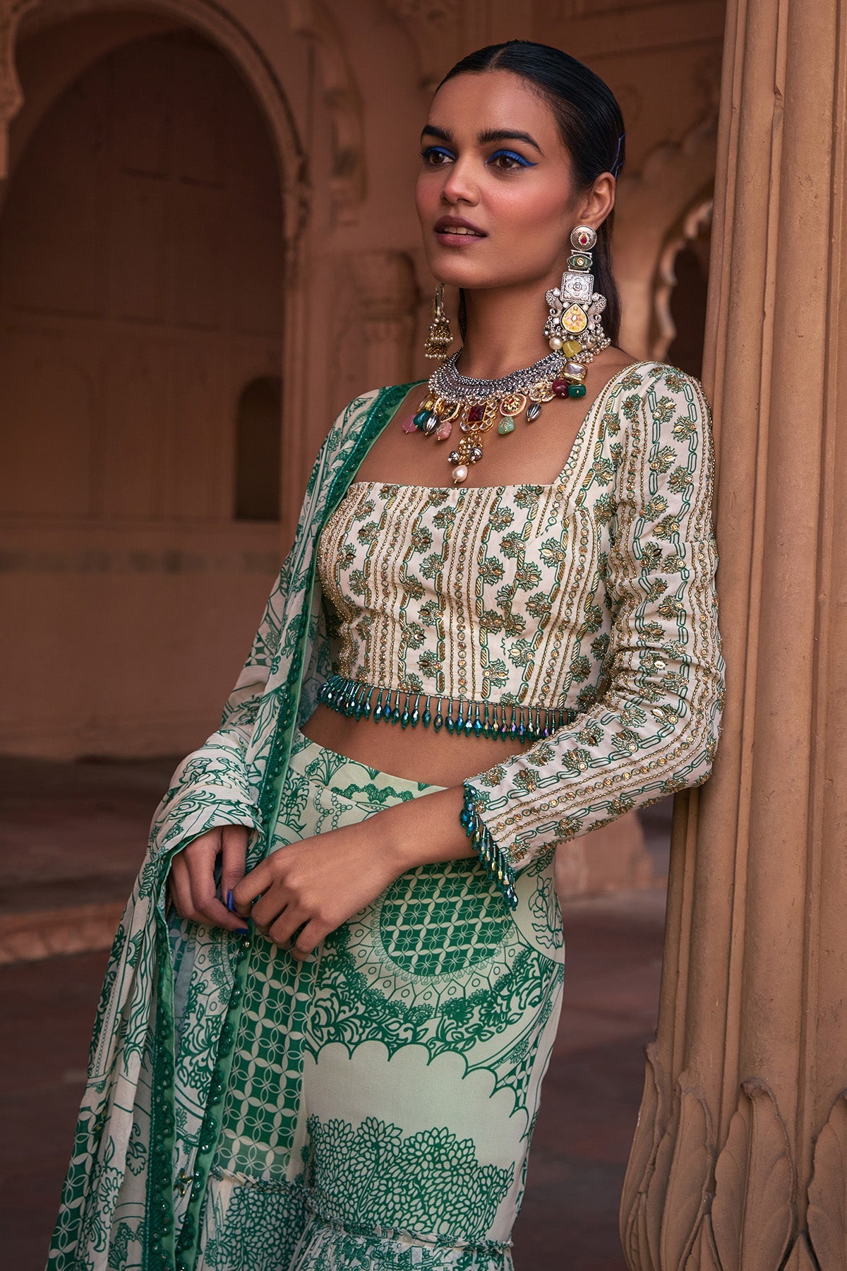 DARK GREEN THIKRI PRINT & HIGHLIGHTED CROP TOP SET