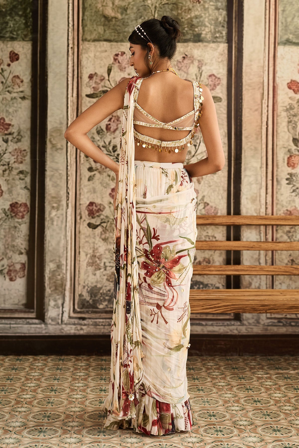 Ivory Floral Print And Highlighted Skirt Saree Set