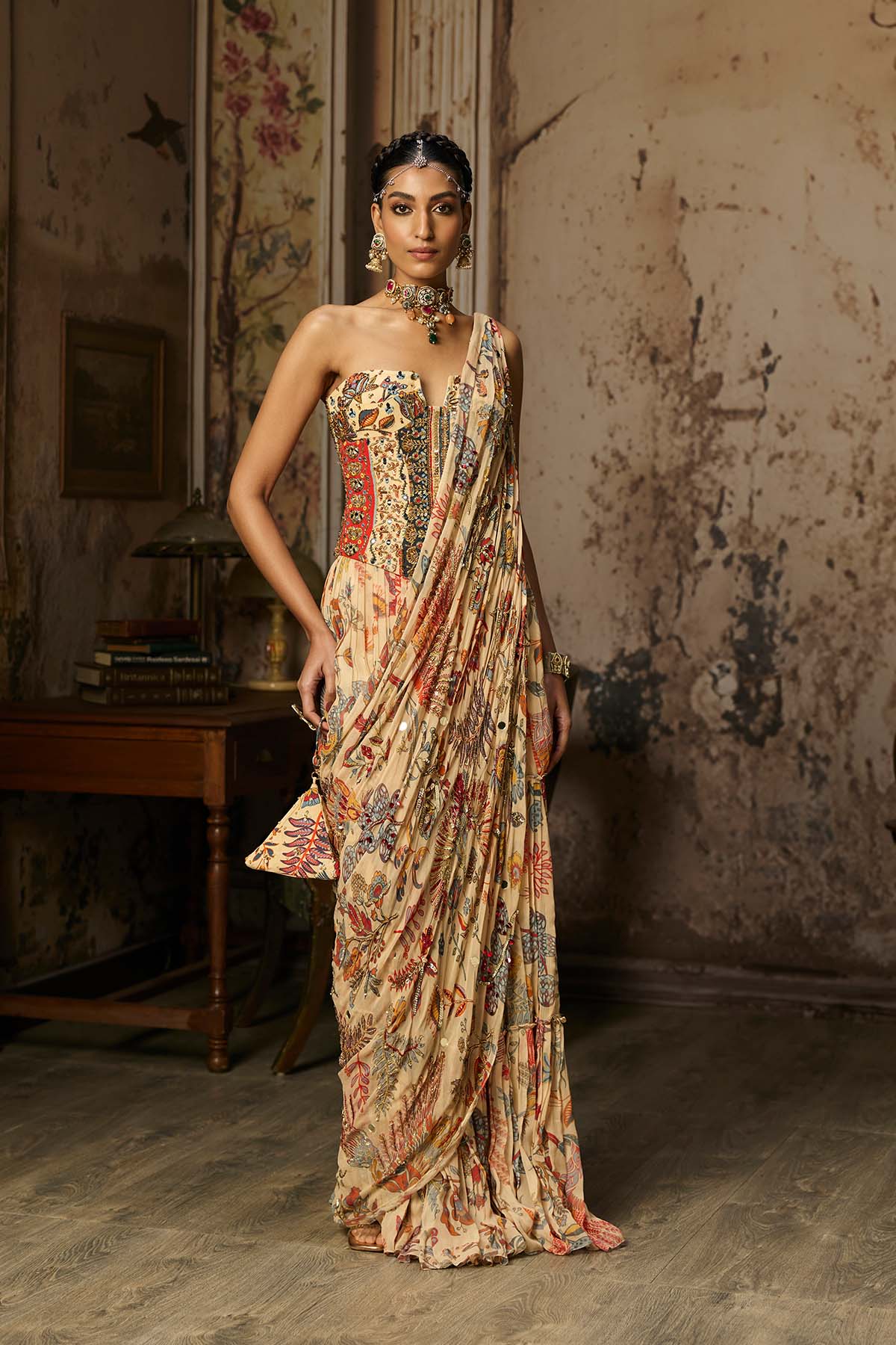 BEIGE PRINTED AND HIGHLIGHTED CORSET WITH TIERED SKIRT SAREE SET