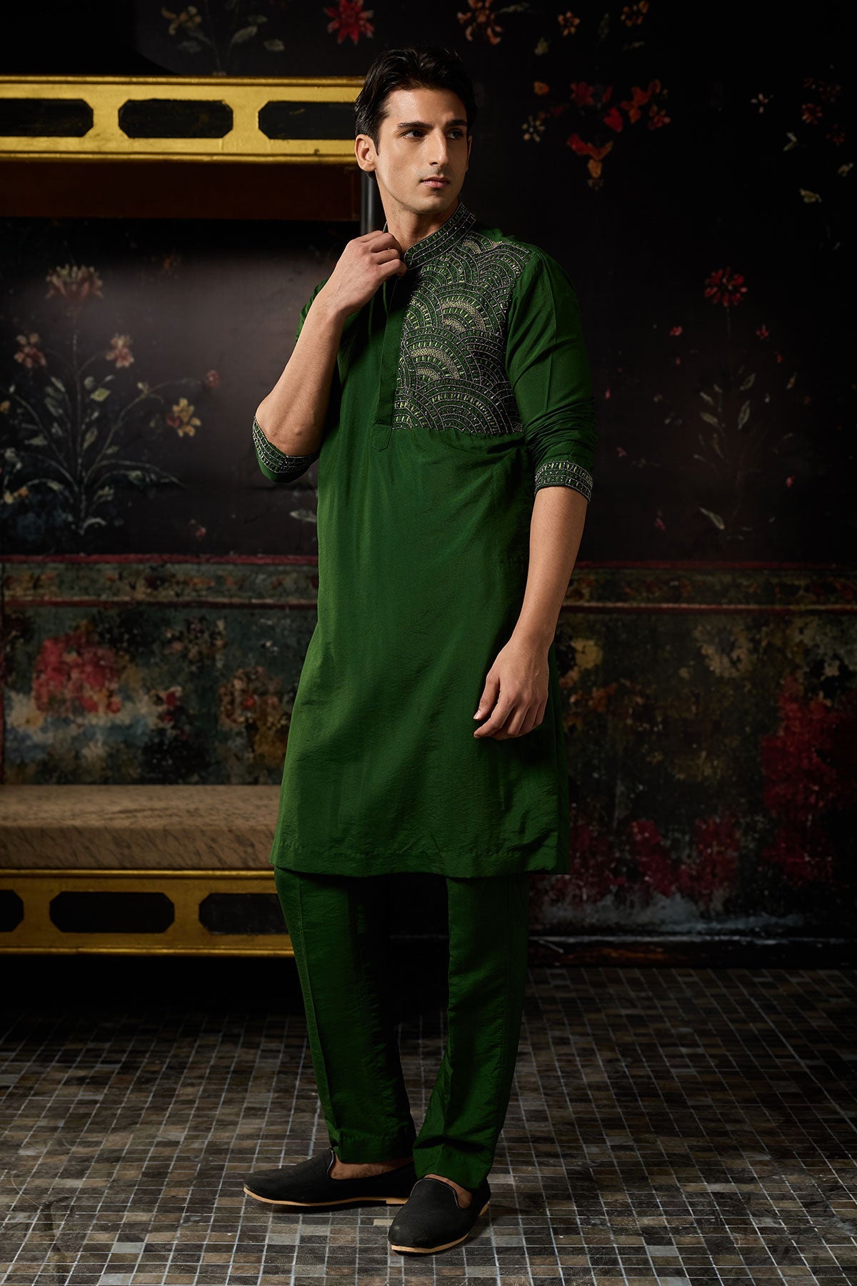 Green Embroidered Kurta & Pants