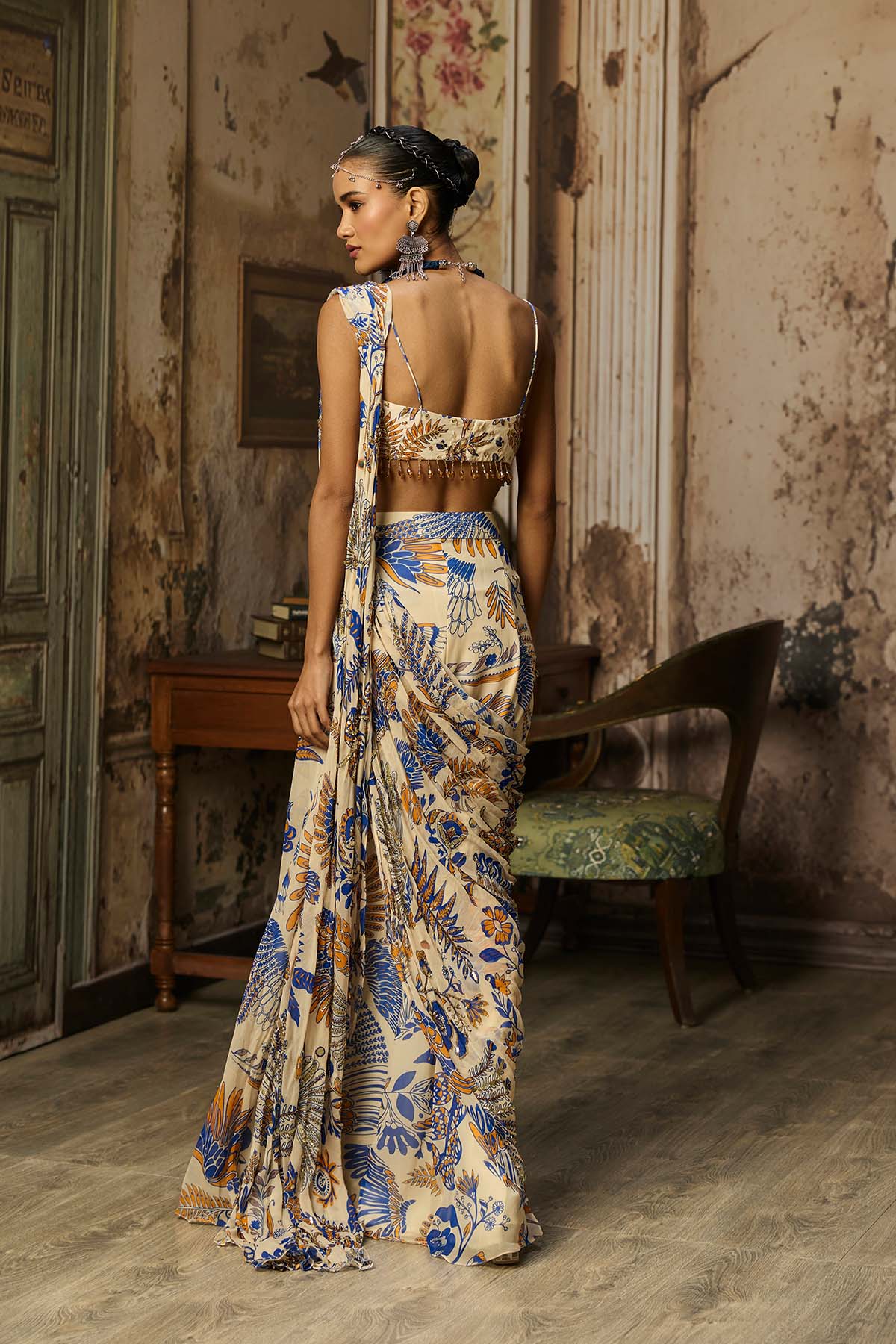 IVORY PRINTED AND HIGHLIGHTED SHARARA PANTS SAREE SET