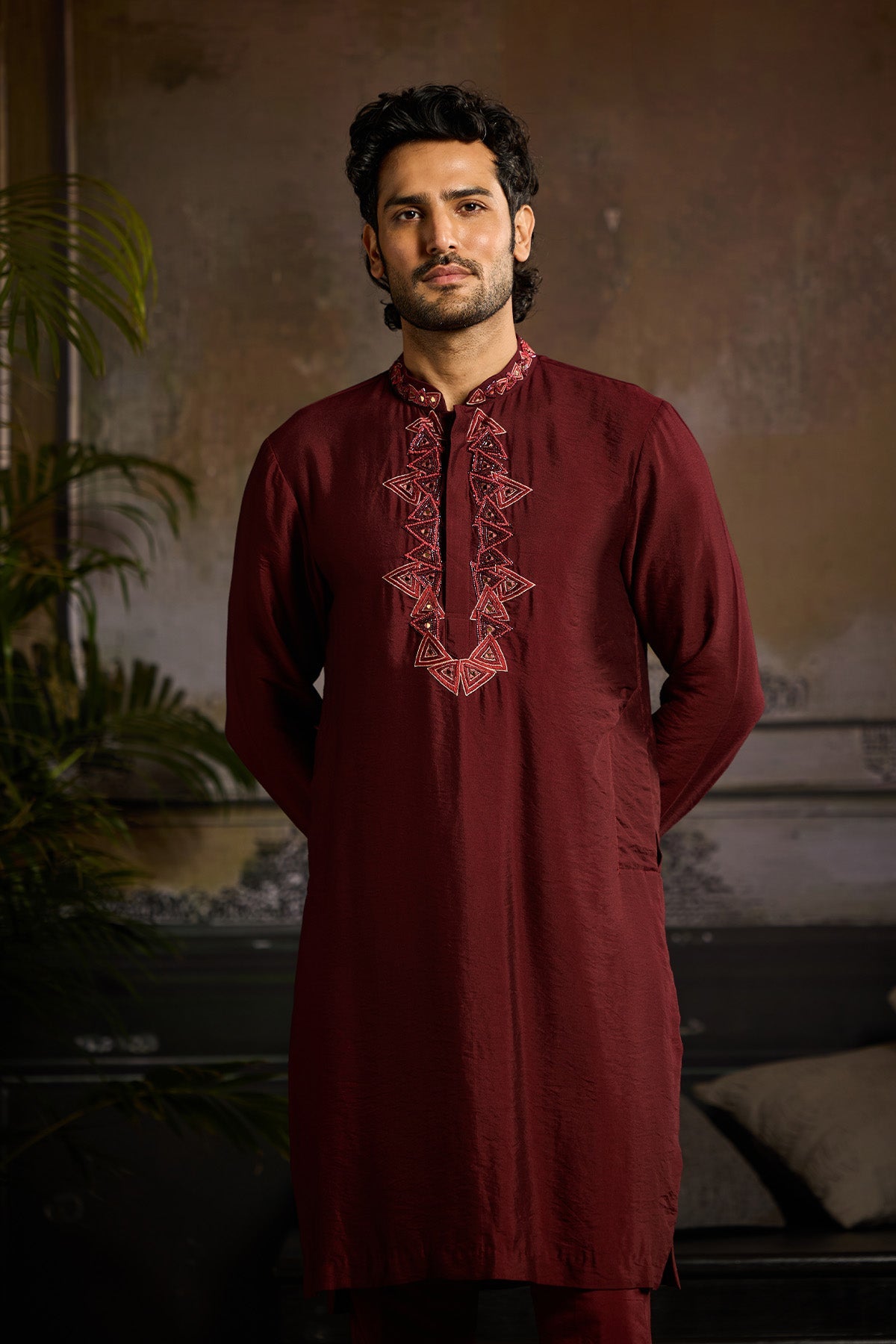 MAROON WITH TONE ON TONE EMBROIDERED KURTA PAIRED WITH MAROON PANTS
