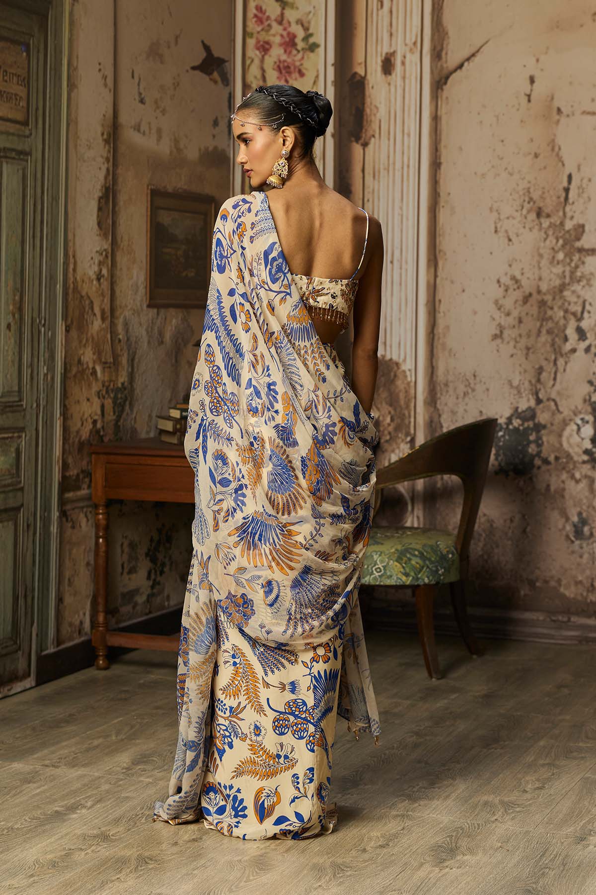 IVORY PRINTED AND HIGHLIGHTED SKIRT SET