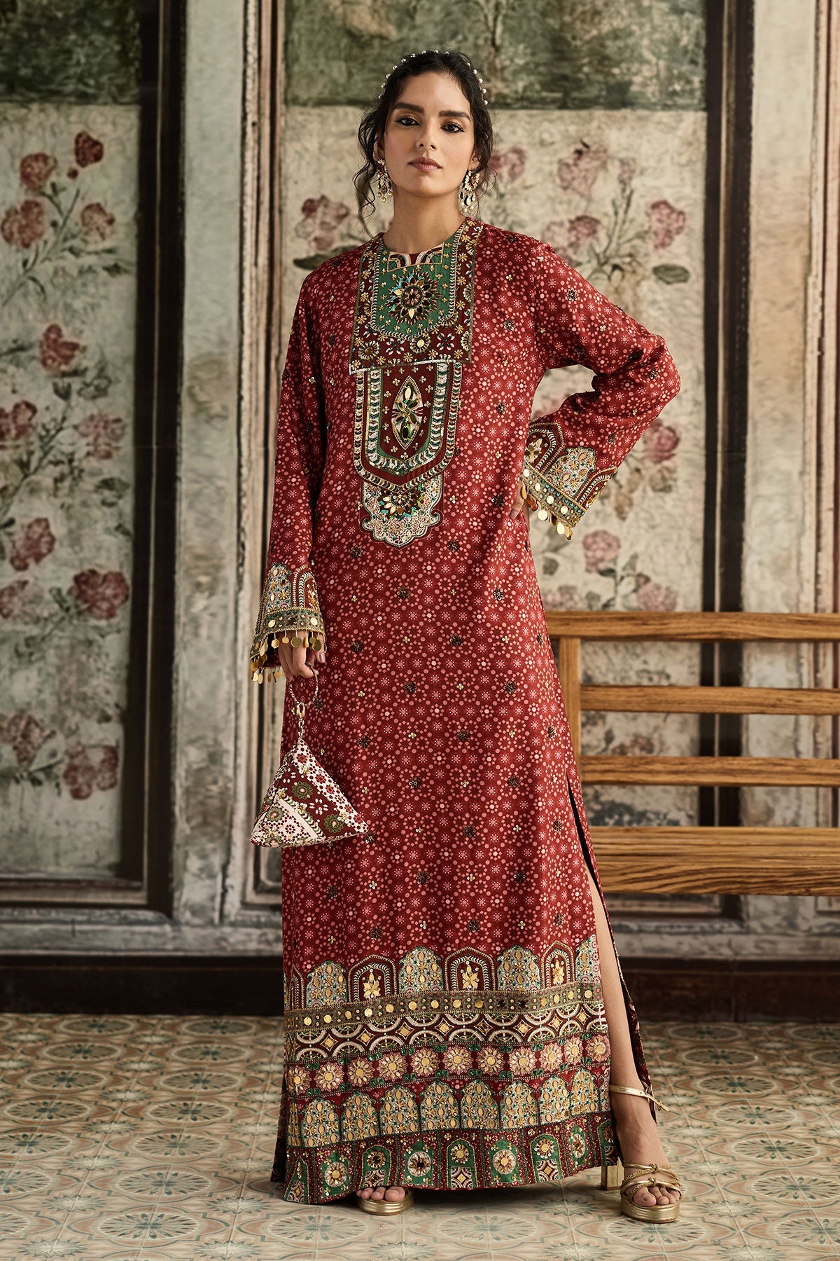Sage-Maroon Print And Highlighted Kaftan