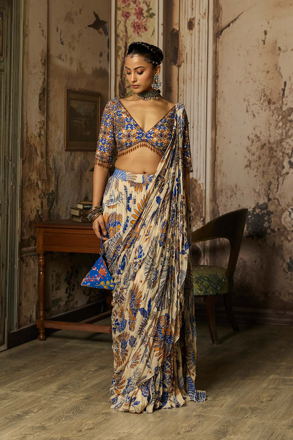 IVORY PRINTED AND HIGHLIGHTED TIERED SKIRT SAREE SET