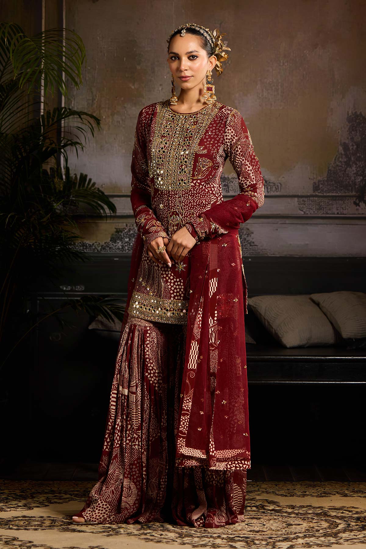 Hanna Khan in Maroon Print and Highlighted Kurti Set