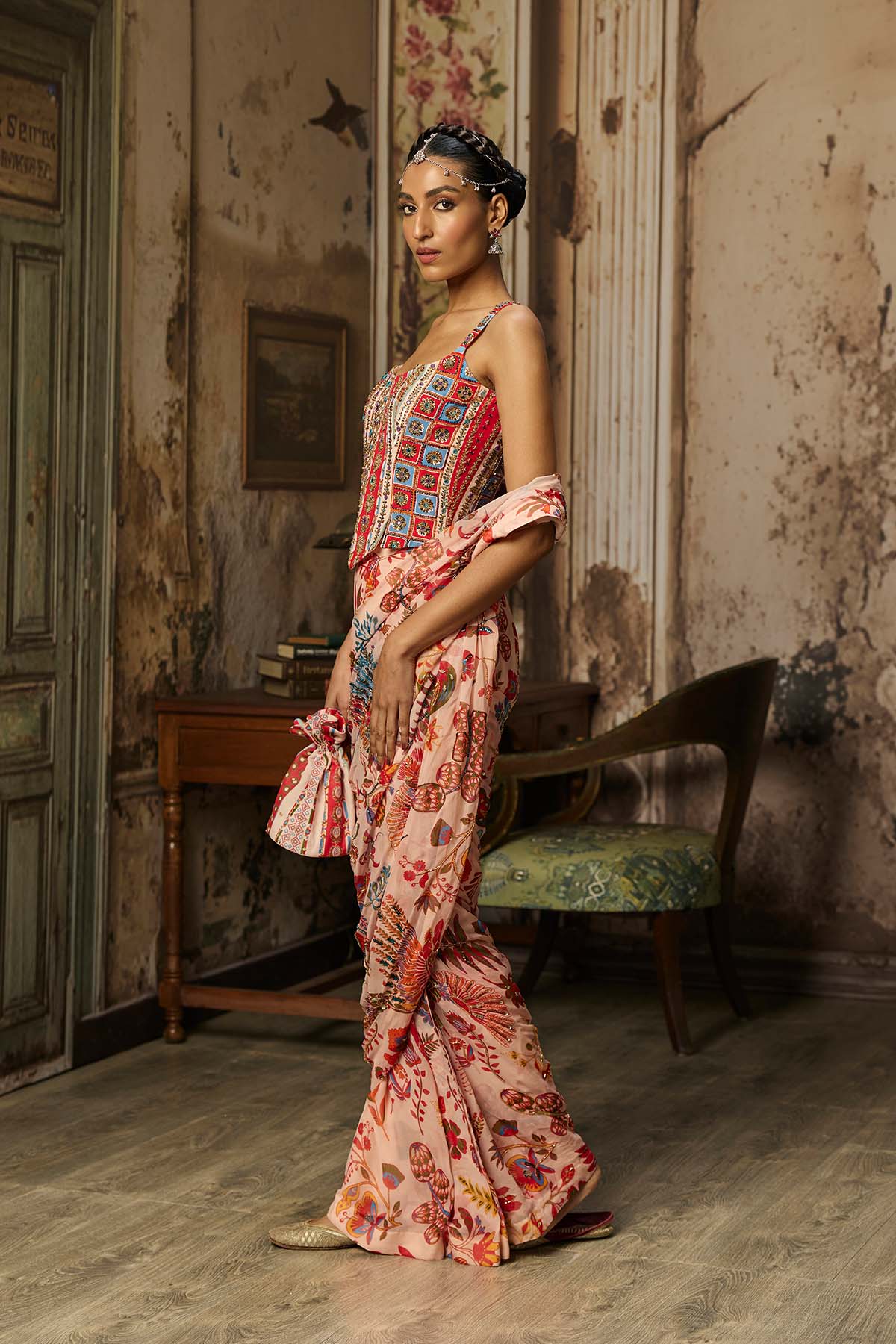BLUSH PINK PRINTED AND HIGHLIGHTED CLASSIC SAREE SET