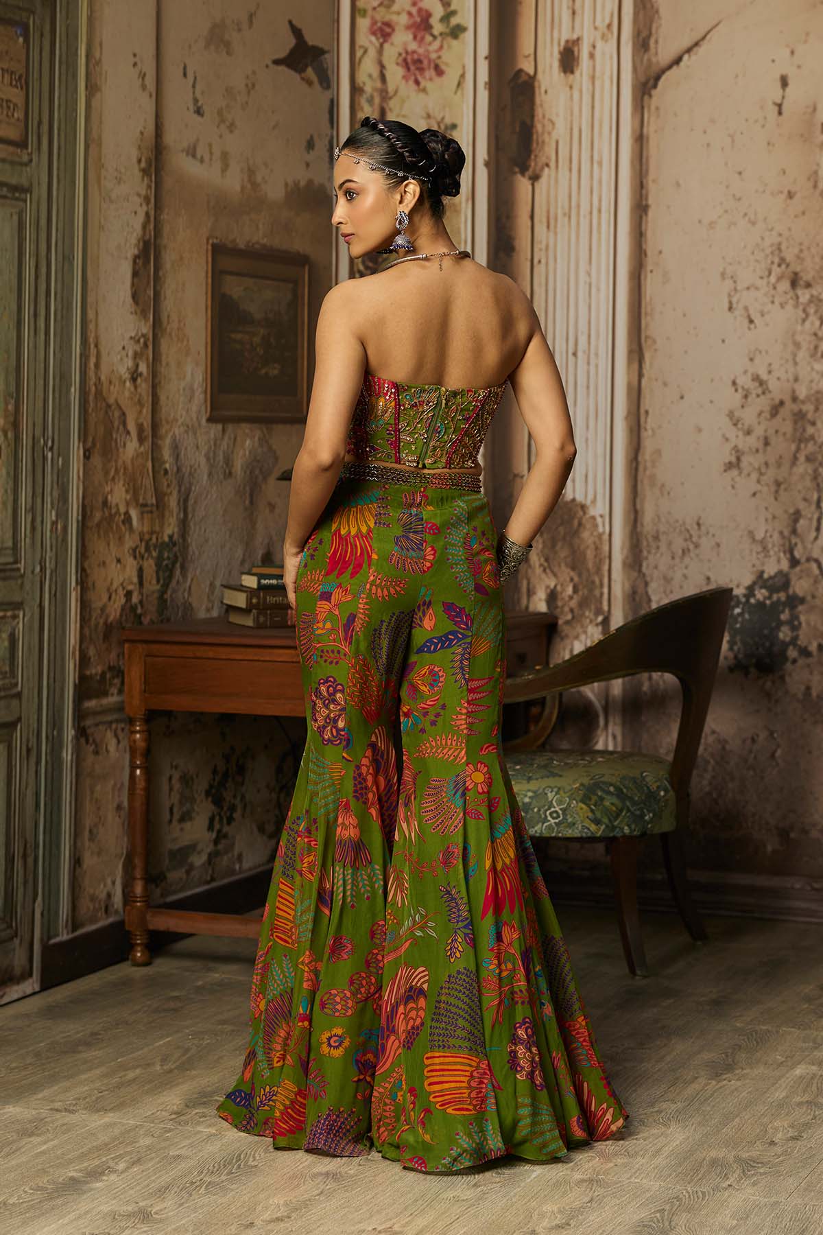 PEAR GREEN PRINTED HIGHLIGHTED BELL BOTTOM PANTS SET