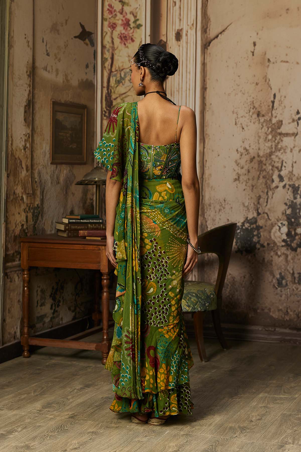 PEAR GREEN PRINTED AND HIGHLIGHTED RUFFLE SKIRT SAREE SET