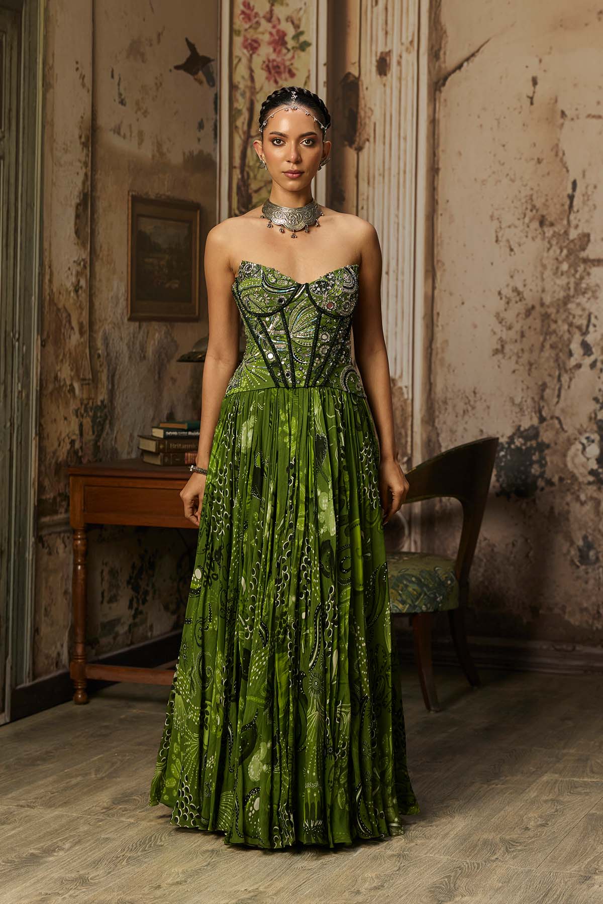PEAR GREEN PRINT AND HIGHLIGHTED CORSET GOWN
