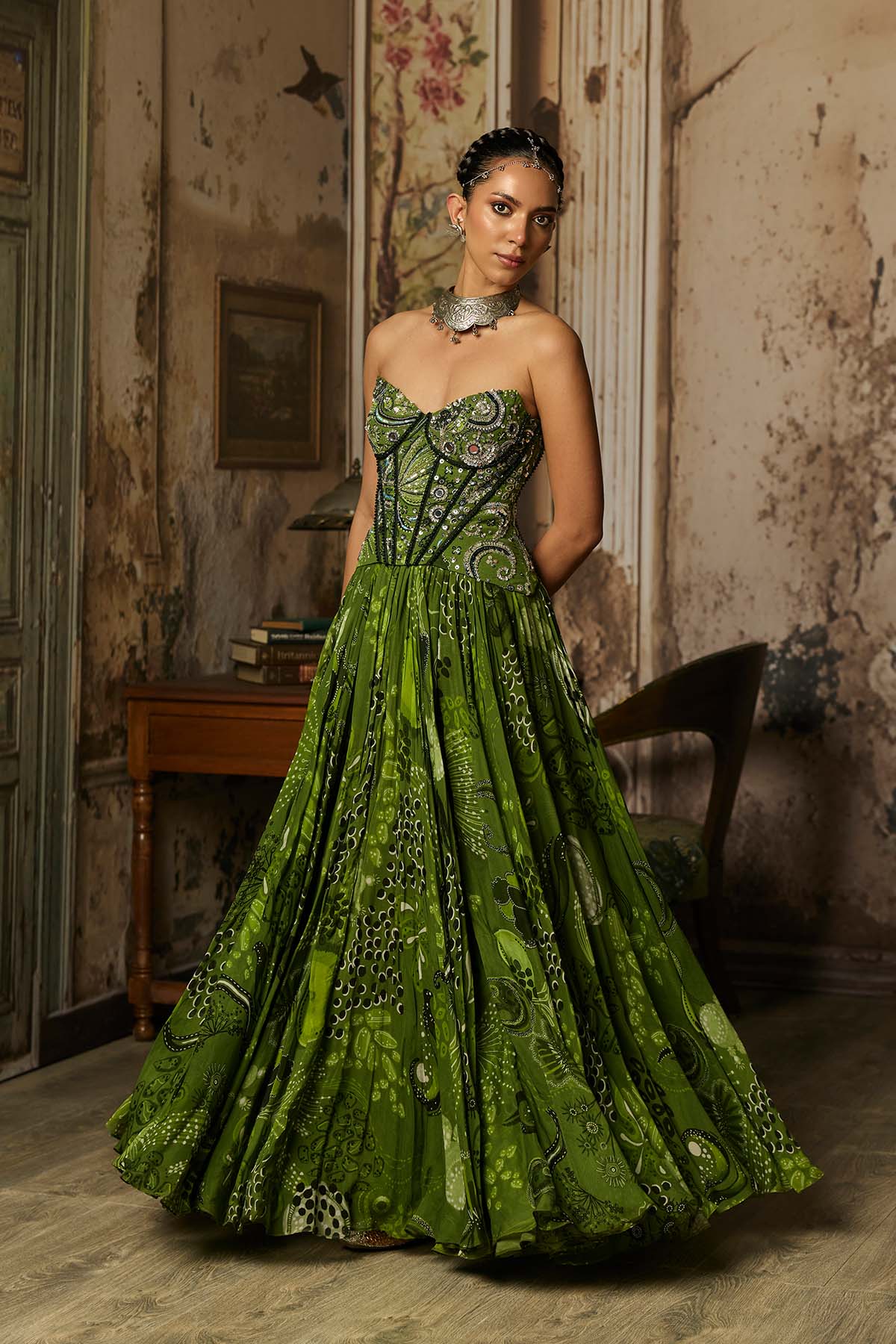 PEAR GREEN PRINT AND HIGHLIGHTED CORSET GOWN
