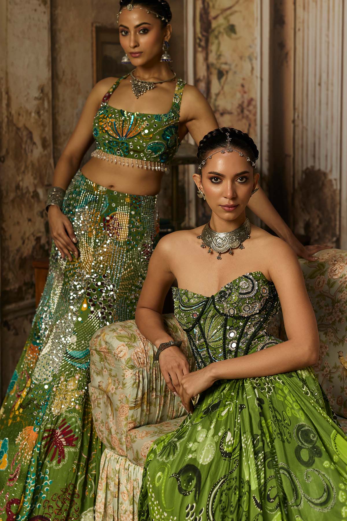 PEAR GREEN PRINT AND HIGHLIGHTED CORSET GOWN